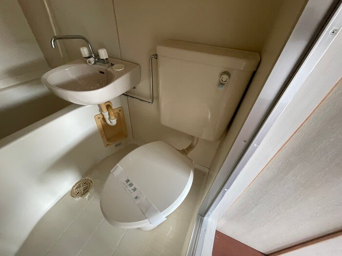 物件内観写真12　(トイレ)