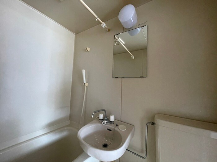 物件内観写真13　(トイレ)