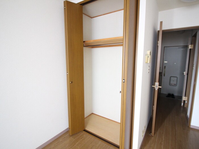 物件内観写真15　(収納)