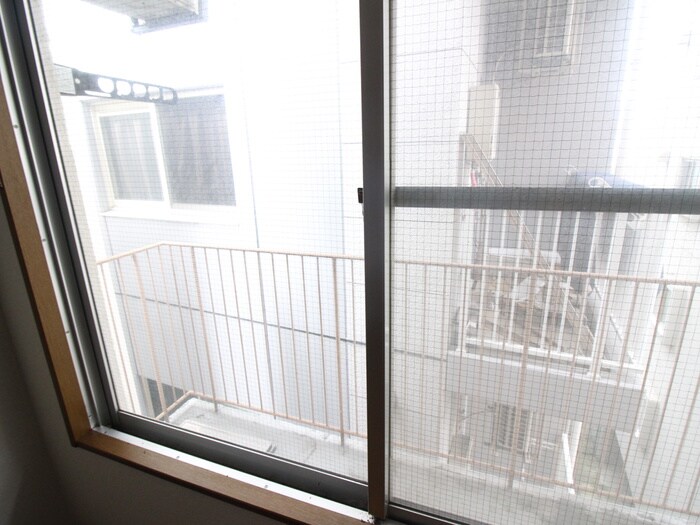 物件内観写真17　(玄関)