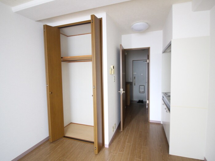 物件内観写真22　(居室)