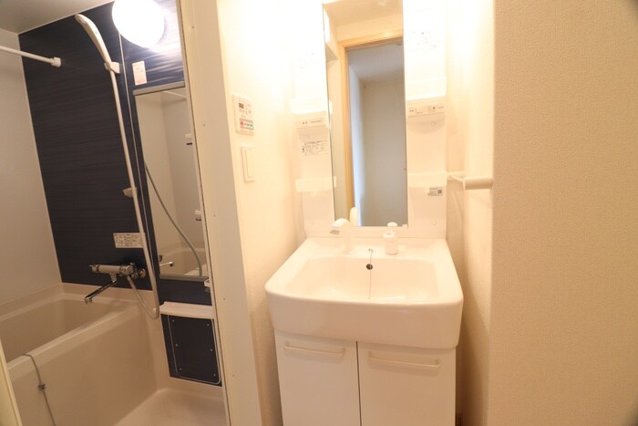 クラシェス尼崎の洗面