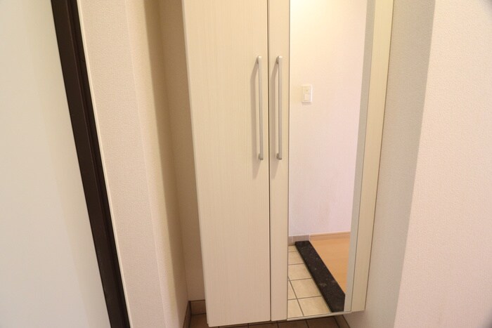 クラシェス尼崎の靴箱