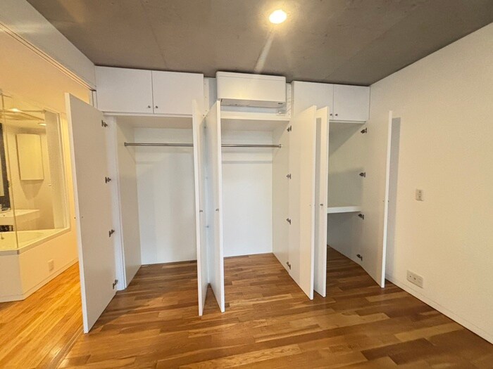 物件内観写真13　(収納)