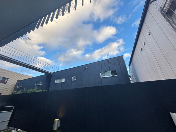 物件内観写真15　(室内からの展望)