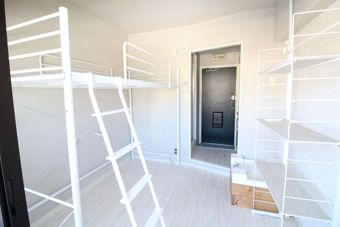 物件内観写真9　(居室)