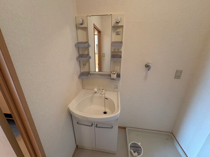 物件内観写真11　(洗面)