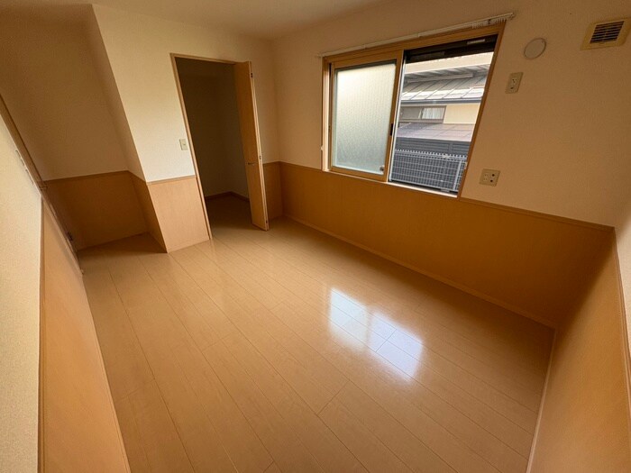 物件内観写真16　(居室)