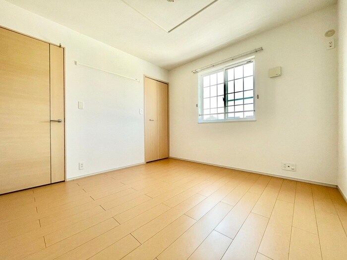 物件内観写真11　(居室)