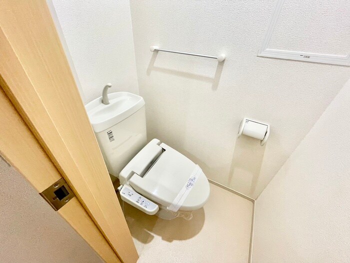 物件内観写真15　(トイレ)