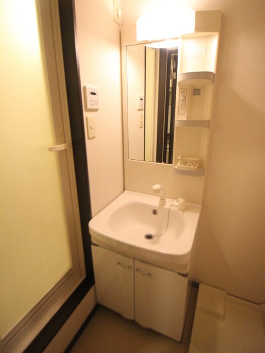 物件内観写真12　(洗面)