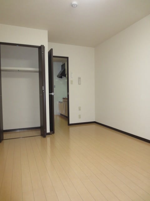 物件内観写真12　(居室)