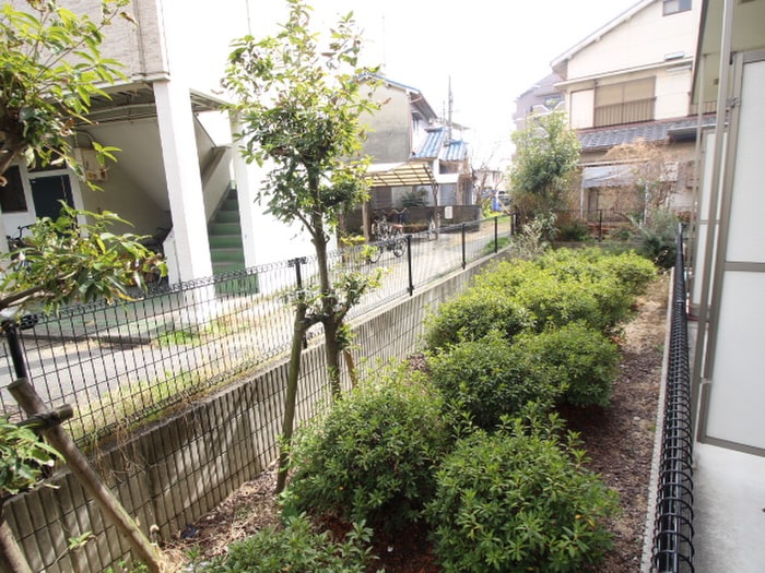 物件内観写真22　(室内からの展望)