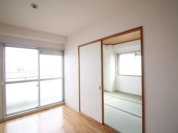 物件内観写真8　(居室)