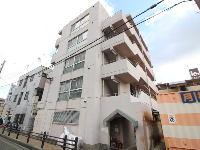 物件外観写真3　(外観写真)