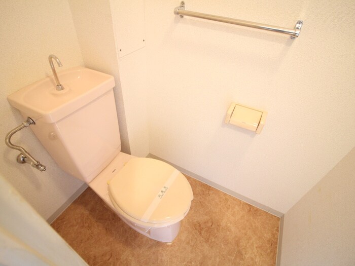 物件内観写真12　(トイレ)