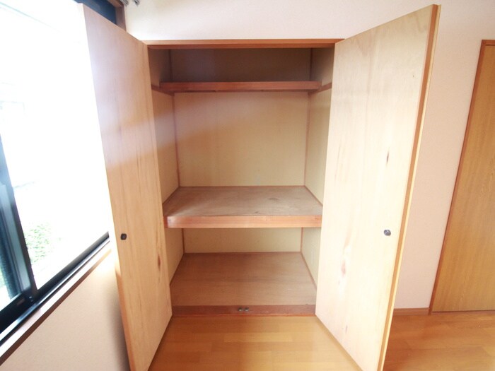 物件内観写真11　(収納)