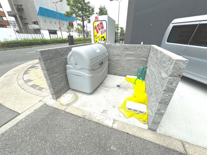 物件外観写真6　(建物設備)