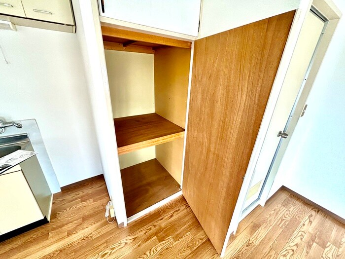 物件内観写真11　(収納)
