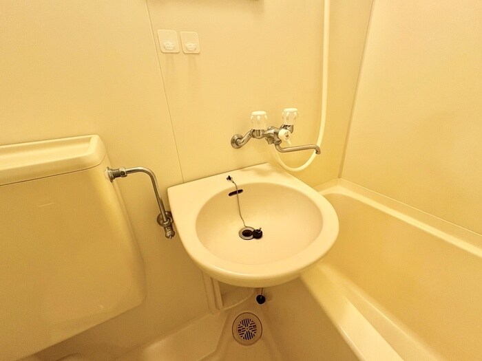 物件内観写真12　(洗面)