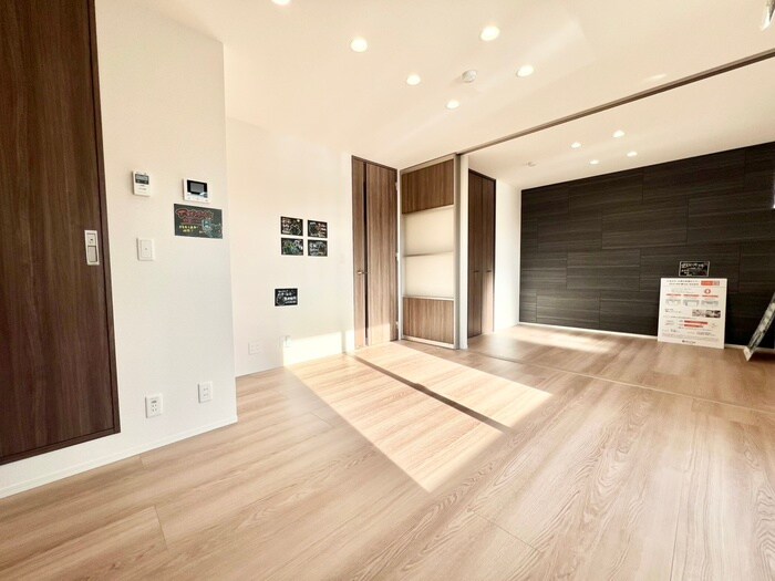 物件内観写真7　(居室)