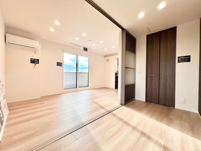 物件内観写真9　(居室)