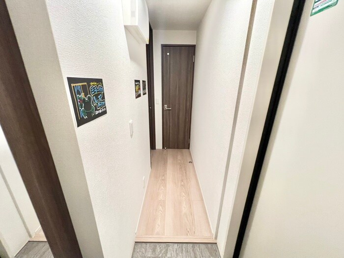 物件内観写真17　(廊下)