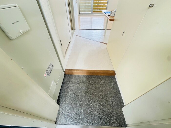 物件内観写真20　(玄関)