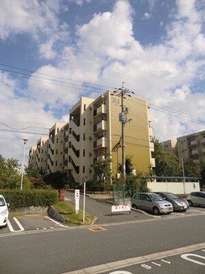 男山第４住宅３１４棟(507)外観写真