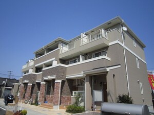 ハンプトンコート　山城　外観写真