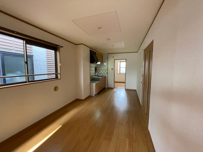 物件内観写真8　(内観写真)