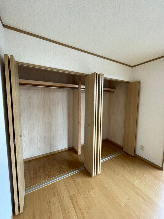 物件内観写真10　(収納)
