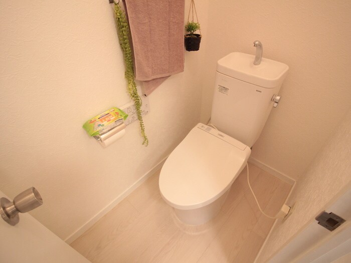 物件内観写真12　(トイレ)