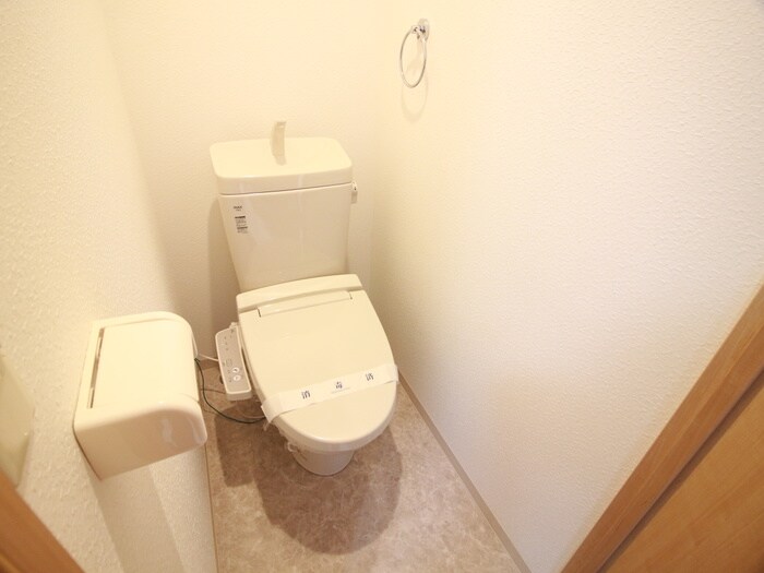 物件内観写真14　(トイレ)