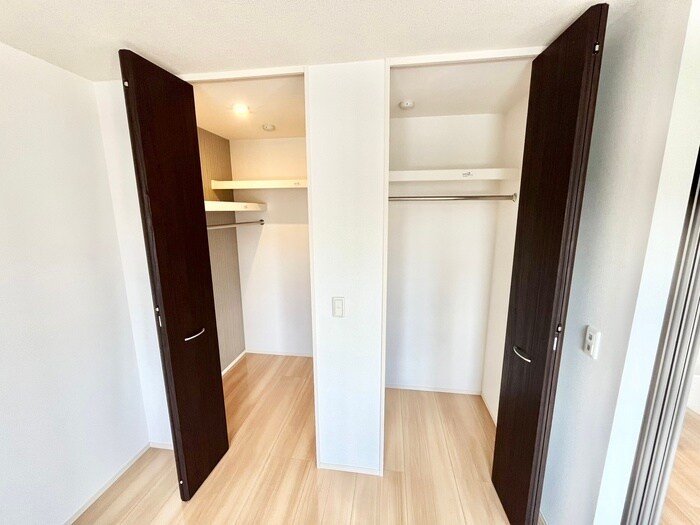 物件内観写真10　(収納)