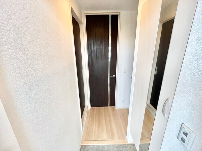 物件内観写真15　(廊下)