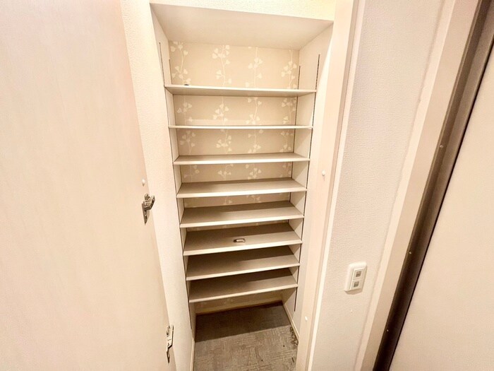 物件内観写真16　(靴箱)