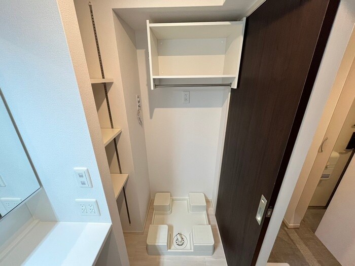 物件内観写真21　(洗濯機置場)