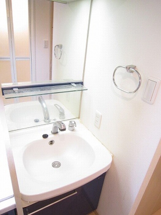 物件内観写真6　(洗面)