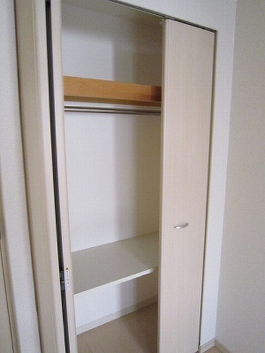 物件内観写真10　(収納)