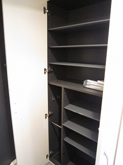 物件内観写真11　(靴箱)