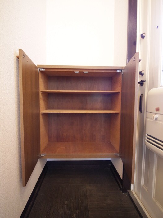 物件内観写真13　(靴箱)