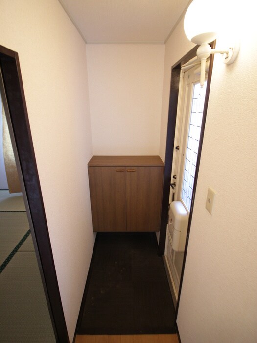 物件内観写真17　(玄関)