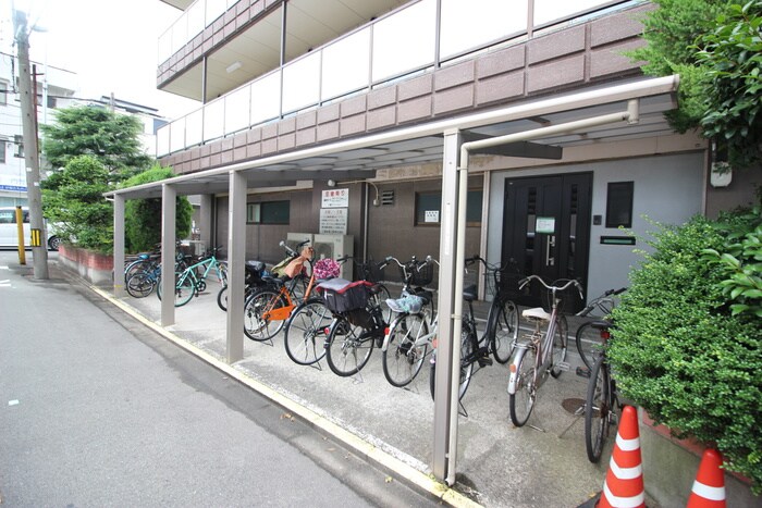 物件外観写真3　(駐輪場)