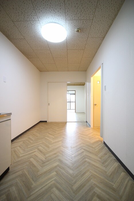 物件内観写真11　(居室)