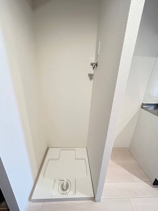 物件内観写真10　(洗濯機置場)