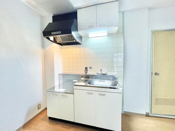 物件内観写真8　(キッチン)