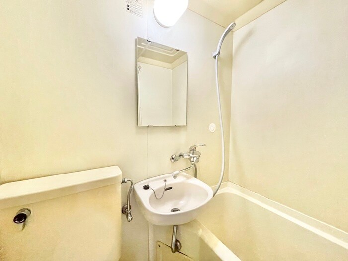 物件内観写真10　(洗面)