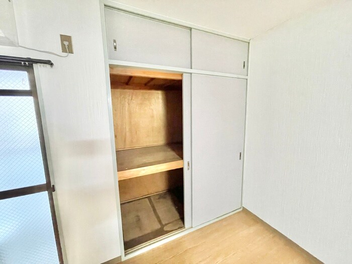 物件内観写真13　(収納)