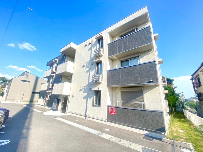 物件外観写真1　(外観写真)